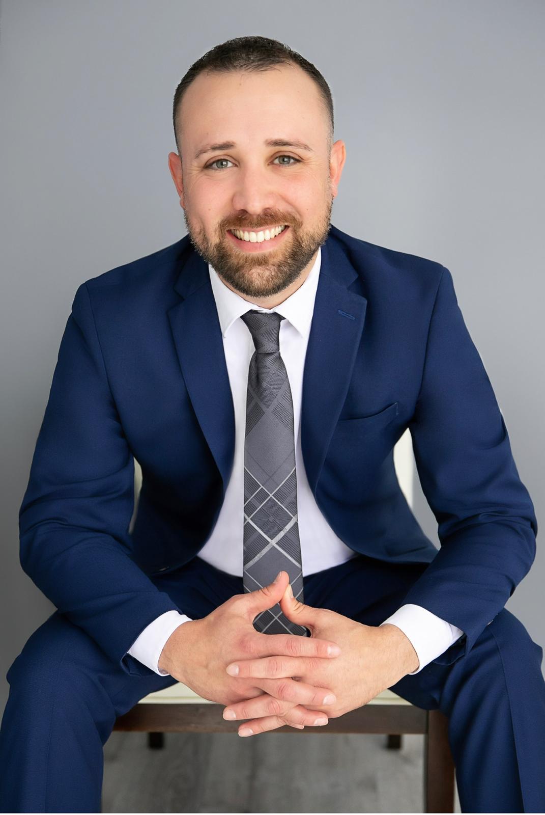 Rogelio Oceguera - Agente de Bienes Raices